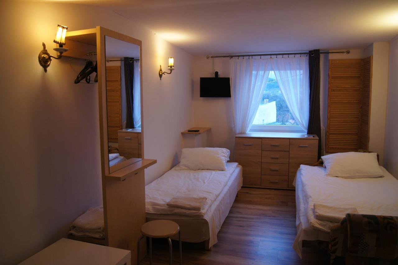 Auberge de jeunesse Zielone Wzgorze à Wałbrzych Extérieur photo