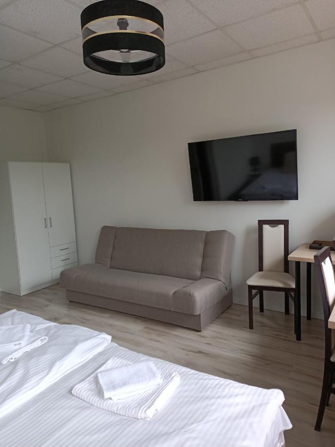 Auberge de jeunesse Zielone Wzgorze à Wałbrzych Extérieur photo